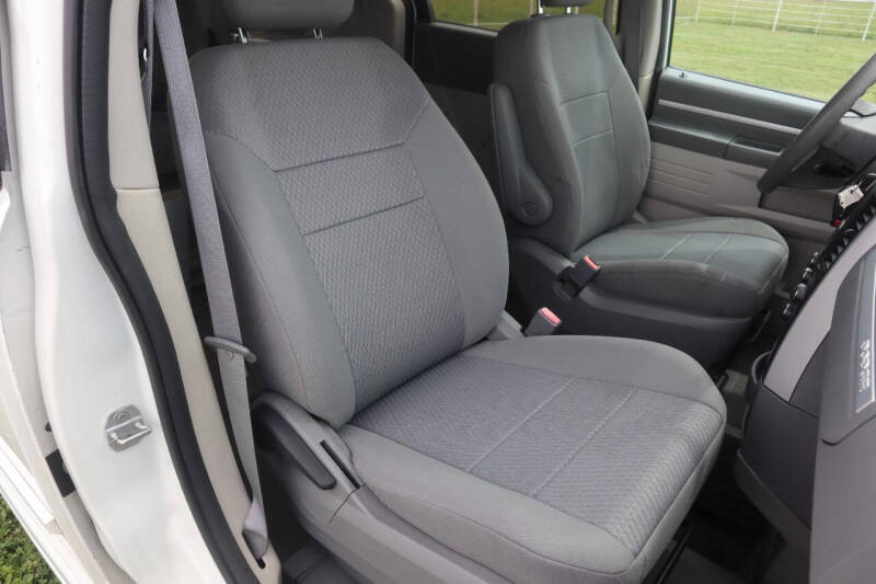 2010 Dodge Grand Caravan SE