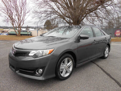 2014 Toyota Camry SE