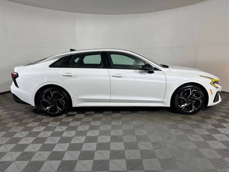 2025 Kia K5