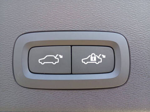 2024 Volvo C40 Recharge Twin Plus