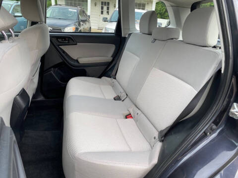 2016 Subaru Forester 2.5i