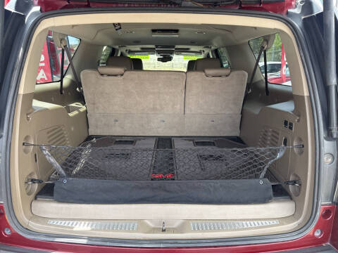 2017 GMC Yukon XL SLT