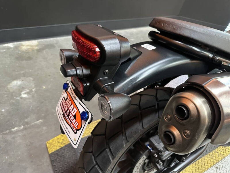 2023 Honda SCL500