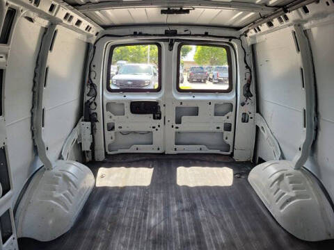 2021 Chevrolet Express 2500