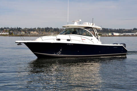 2014 Pursuit OS 345 Offshore for sale at Steve Pound Wholesale in Portland OR