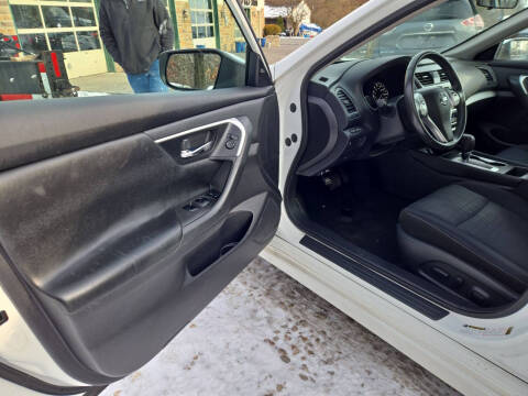 2017 Nissan Altima 2.5 SV