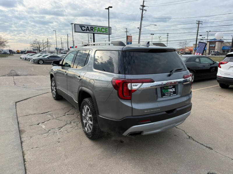 2022 GMC Acadia SLT