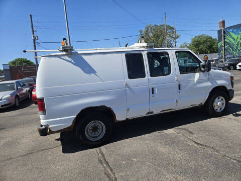2011 Ford E-Series E-250