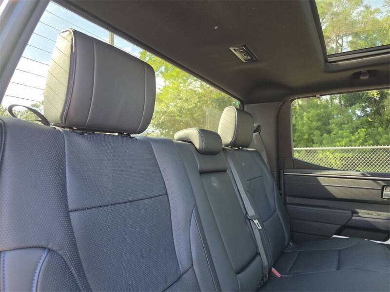 2025 Toyota Tundra Platinum HV