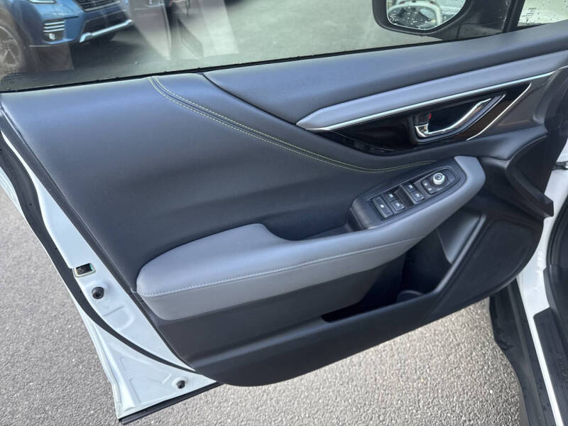 2022 Subaru Outback Onyx Edition XT