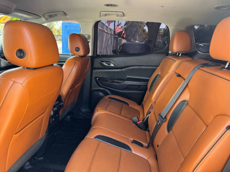 2020 GMC Acadia AT4