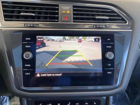 2022 Volkswagen Tiguan SE