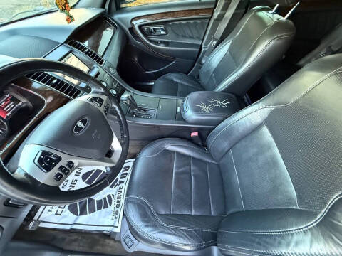 2014 Ford Taurus Limited