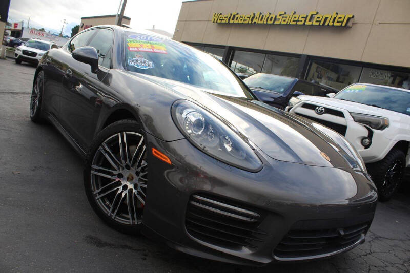 2015 Porsche Panamera GTS