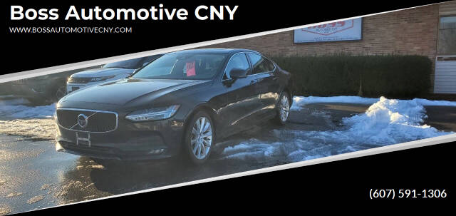 2017 Volvo S90 Momentum's photo