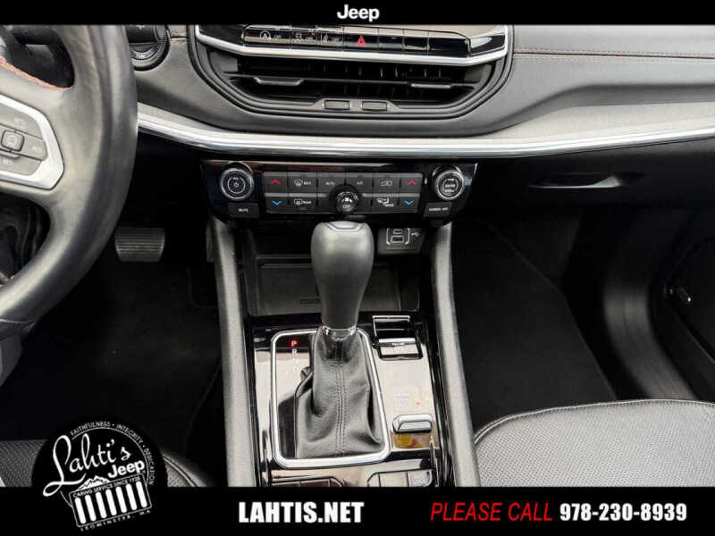 2022 Jeep Compass (Red) Edition