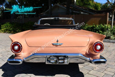 1957 Ford Thunderbird