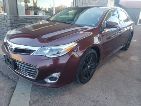 2013 Toyota Avalon for sale at Canyon Auto Sales LLC in Sioux City IA