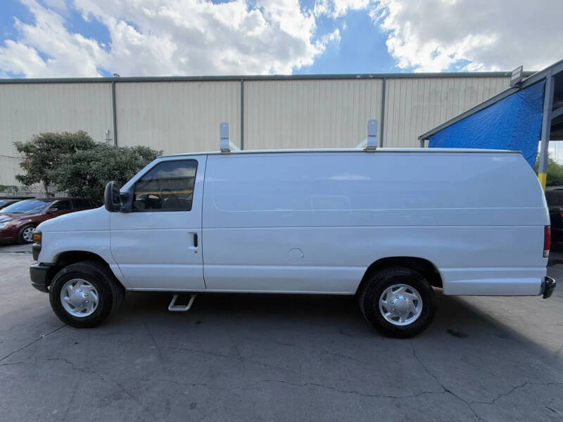 2011 Ford E-Series E-250