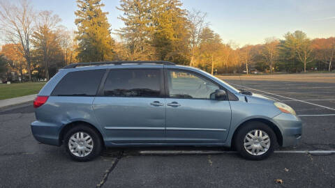 2006 Toyota Sienna LE 7 Passenger