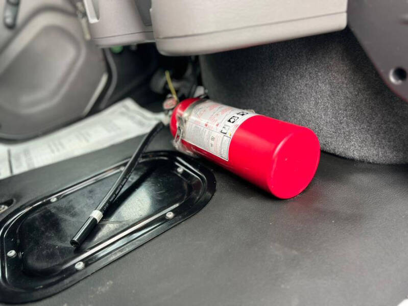 2020 Freightliner M2 106