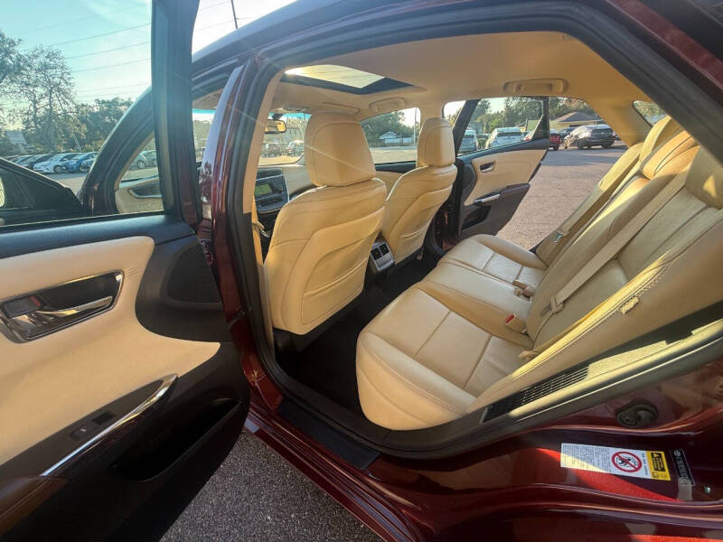 2014 Toyota Avalon Hybrid XLE Touring