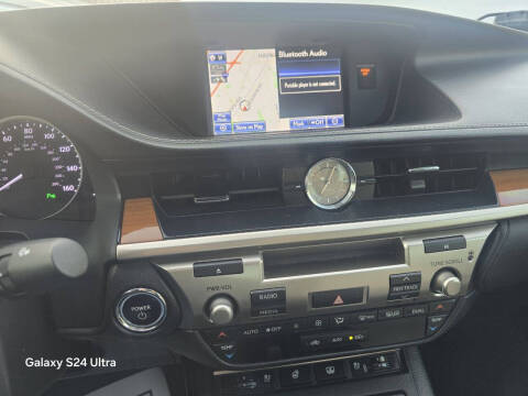 2013 Lexus ES 300h