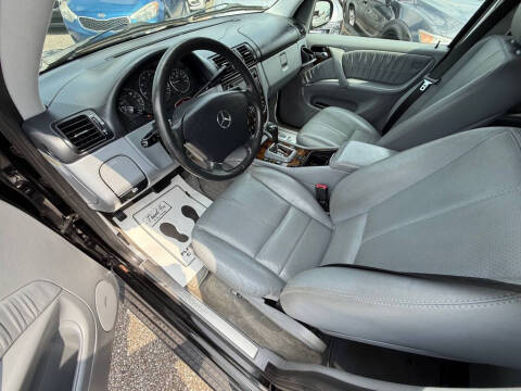 2005 Mercedes-Benz M-Class ML 500