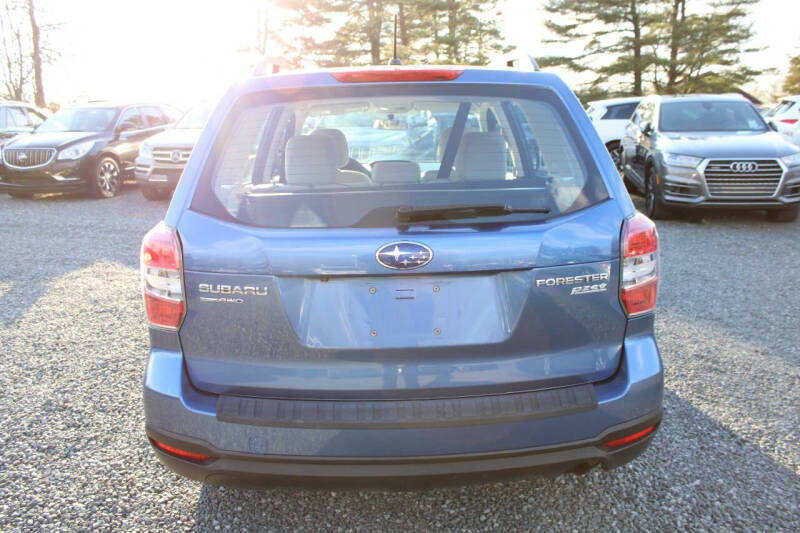 2015 Subaru Forester 2.5i