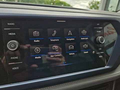 2024 Volkswagen Taos SE