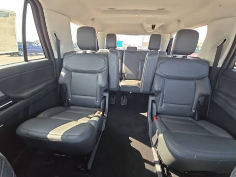 2027 Ford Expedition MAX Active