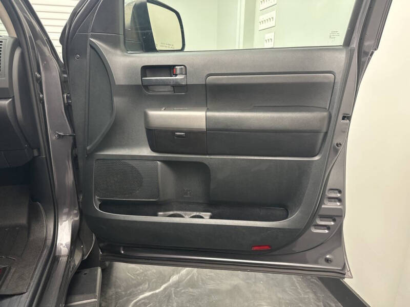 2011 Toyota Tundra Grade