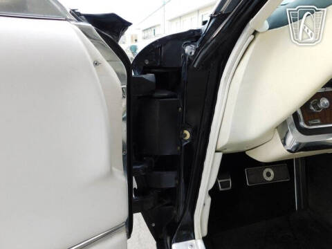 1966 Ford Thunderbird