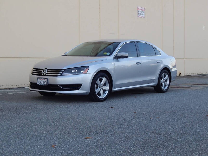 2014 Volkswagen Passat 1.8T Wolfsburg Edition PZEV