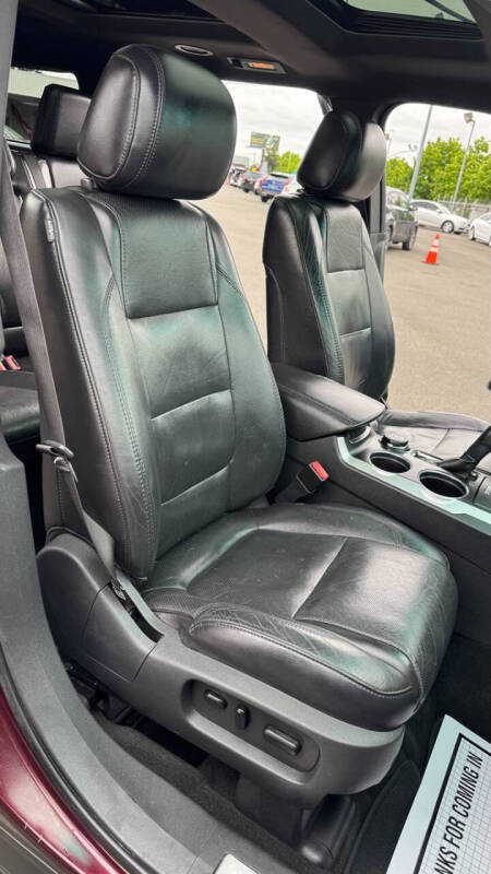 2011 Ford Explorer Limited
