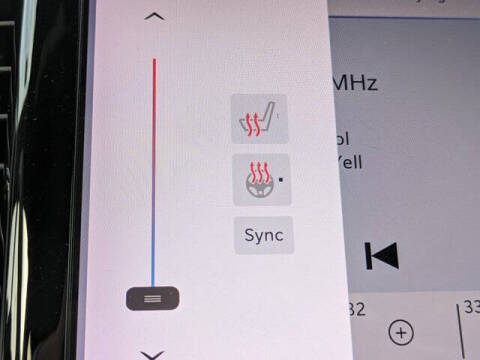 2025 Chrysler Voyager LX