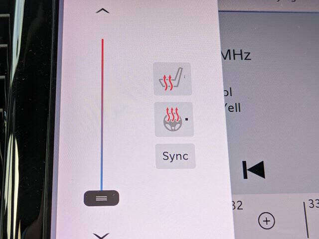 2025 Chrysler Voyager LX