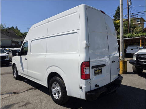 2017 Nissan NV