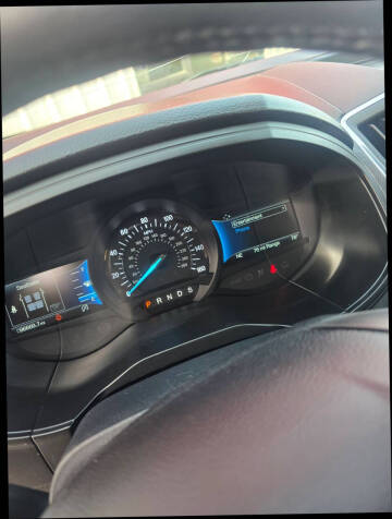 2022 Ford Edge Titanium