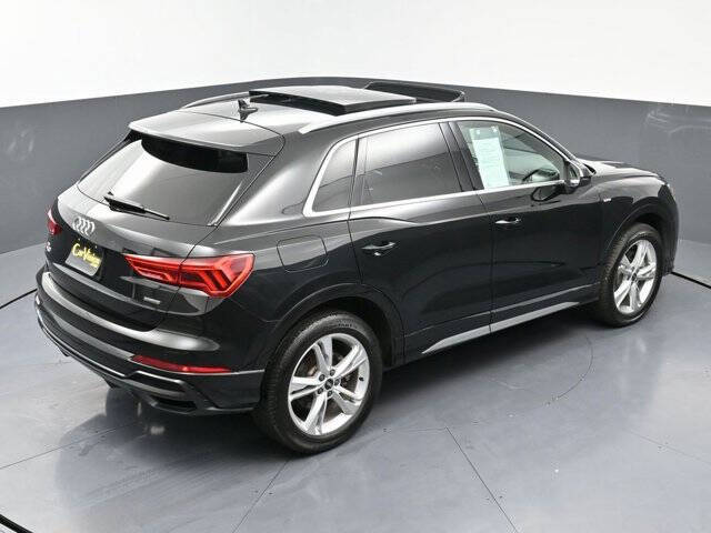 2022 Audi Q3 quattro S line Prem Plus 45 TFSI