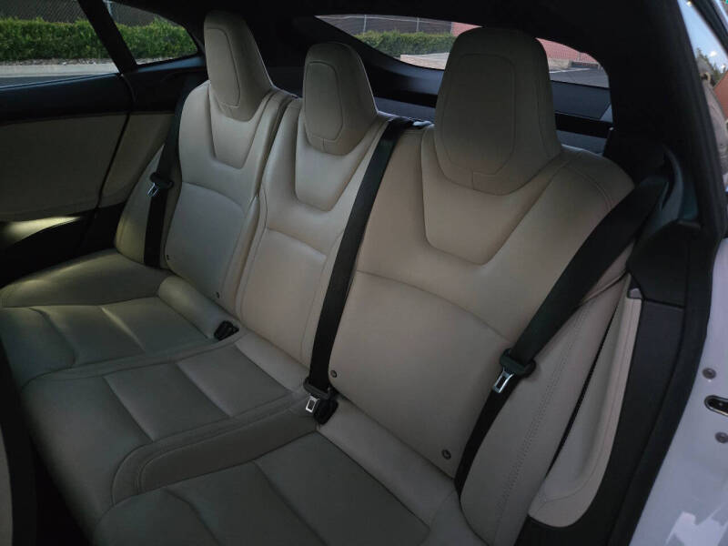 2020 Tesla Model S Performance