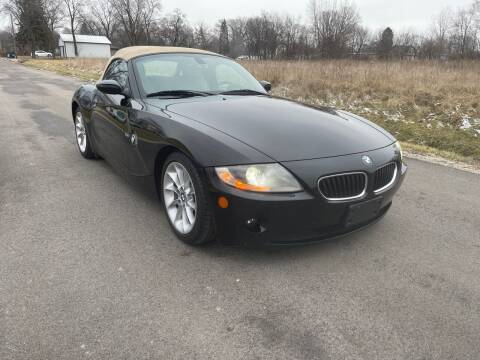 2005 BMW Z4 for sale at Chicagoland Motorwerks INC in Joliet IL