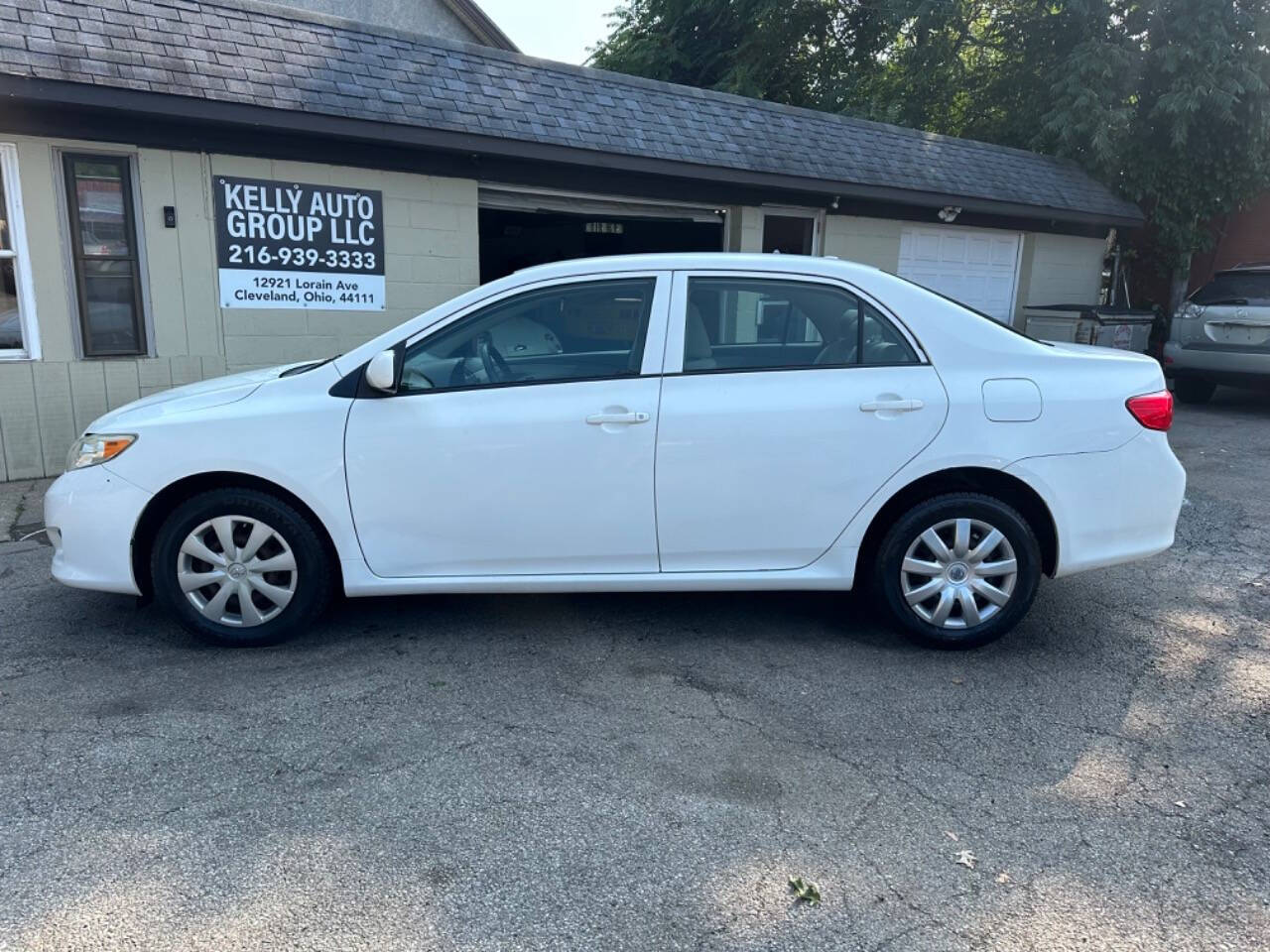 2009 Toyota Corolla for sale at Kelly Auto Group in Cleveland, OH