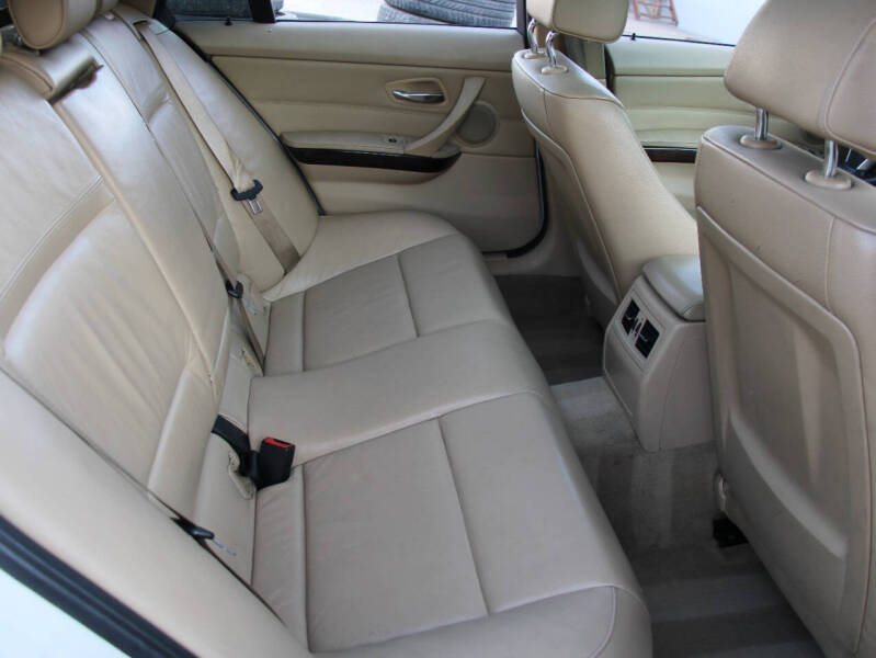 2011 BMW 3 Series 328i