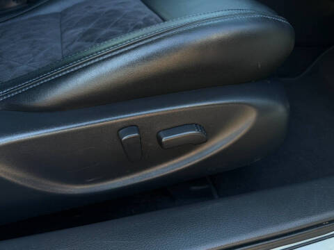 2017 Nissan Maxima 3.5 SR