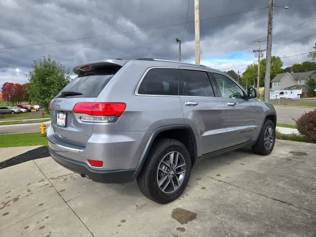 2018 Jeep Grand Cherokee for sale at Dave Warren Used Car Super Center in Westfield, NY