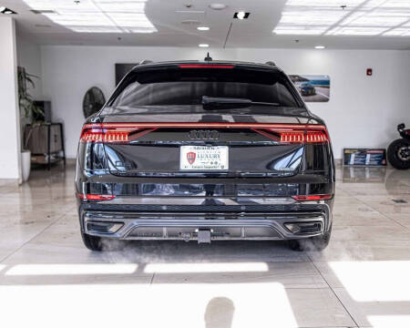 2021 Audi Q8 quattro Prestige 55 TFSI