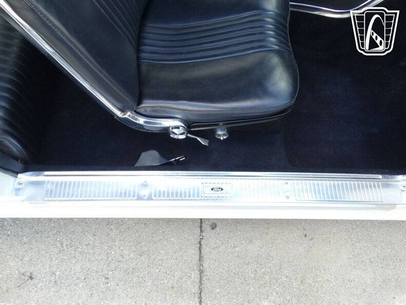 1965 Ford Thunderbird