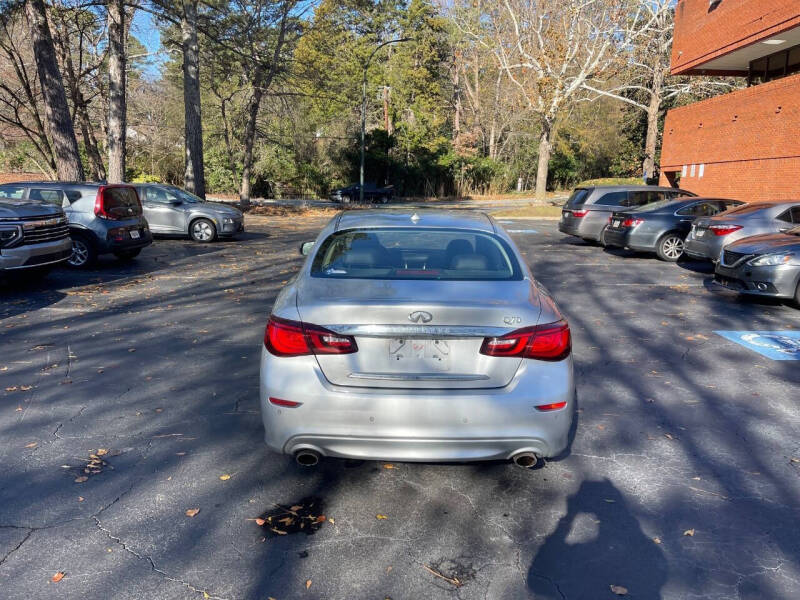2015 Infiniti Q70 3.7