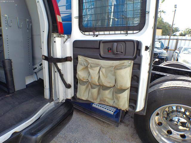 2011 Chevrolet Express 2500